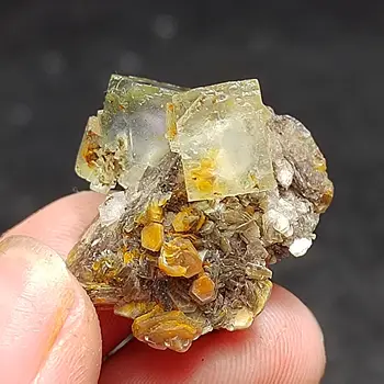 100% prirodni transparentno fluorit пирит mineralni uzorak je neobrađeni kamen kućni ukras kolekcija nakita