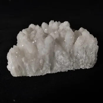 116.5 Prirodni kristal, kalcit, диорит, uzorak minerala парагенезиса