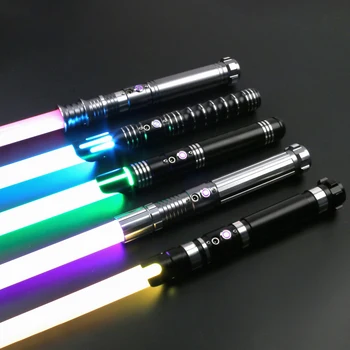 RGB Svjetlosni Mač Glatko Moment Sablje Težak Dvoboj 12 Boja Promjena 10 kompleta Zvučnih Efekata Sila FX FOC Blaster Igračke Jedi Lightsaber