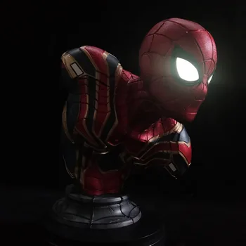Smola Marvel Avengers Spider-Man Poprsje Kip PVC Figure i Igračke od 38 cm Visina s Led